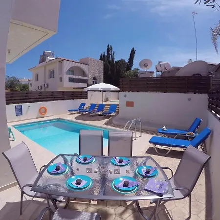 Paradiso Villa *