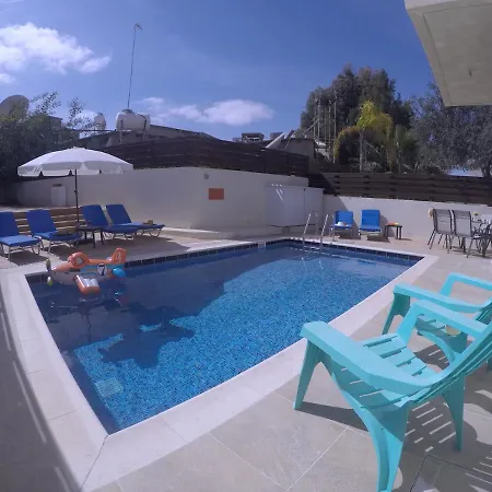 Paradiso Villa *