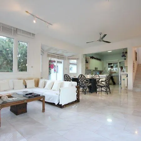 Paradiso Villa